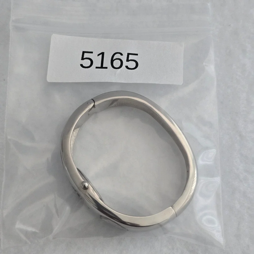 Giovani Beverly Hills Watch Bangle Cuff Silver Heart Floating Crystal UNTESTED